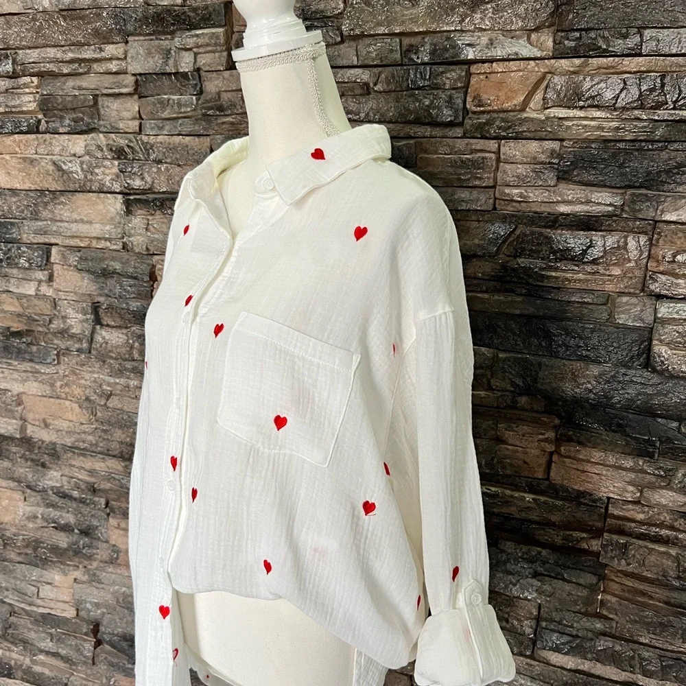 White Button-Up Shirt with Red Heart Accents - Picture 3 of 12